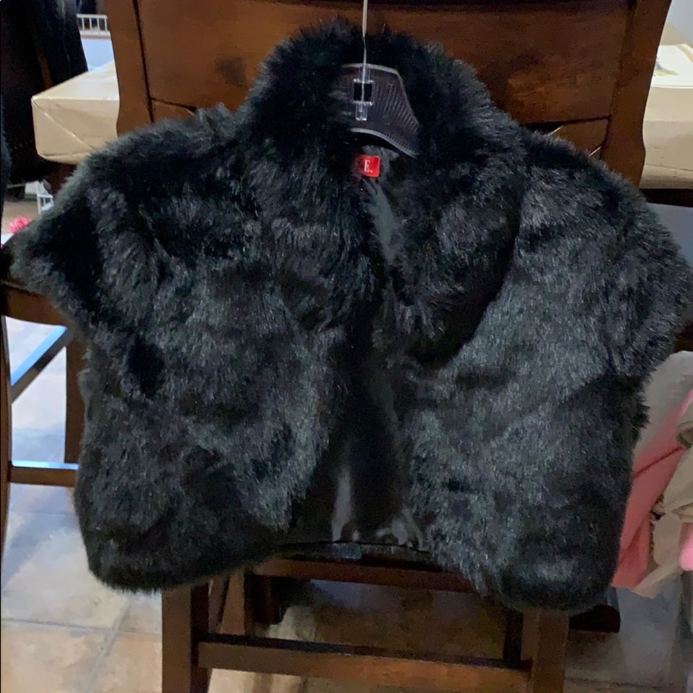 Fur vest